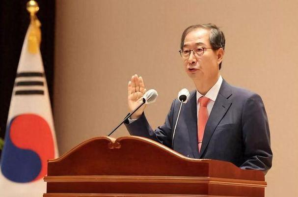澳门研究生论坛和李在明选定总理人选与李在明选总统