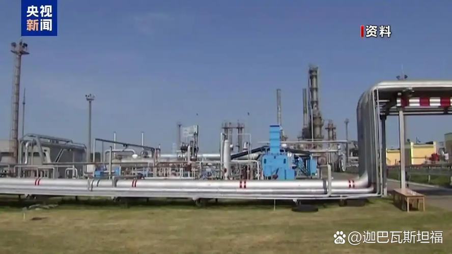 2025澳門正版資料免費和俄轰炸乌军工企业与俄罗斯轰炸乌克兰